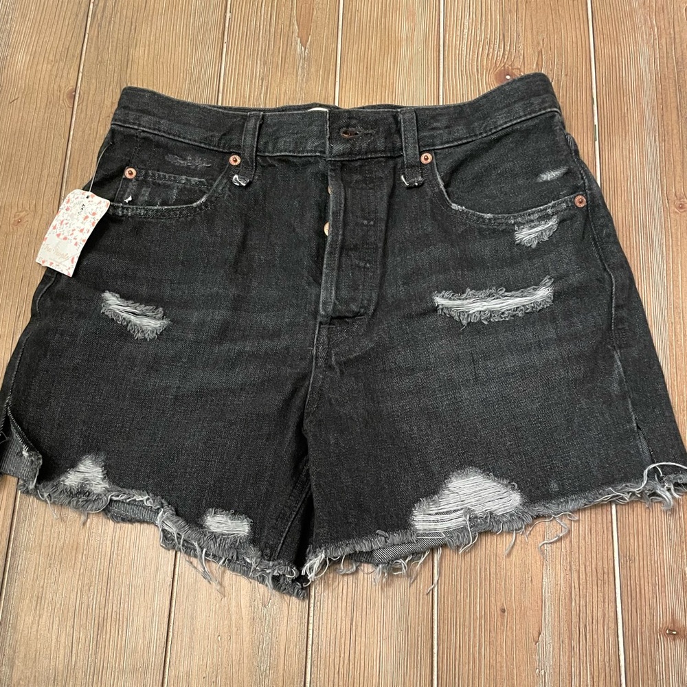NWT Free People distressed shorts